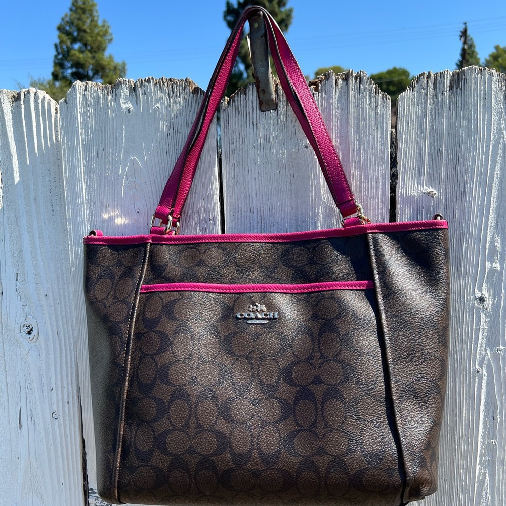 Coach Zip Top Crossbody Convertible Tote - J1561-F33998